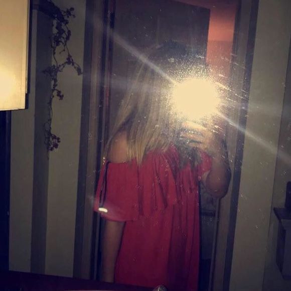 Meet your Posher, Chloe - Picture 1 of 1